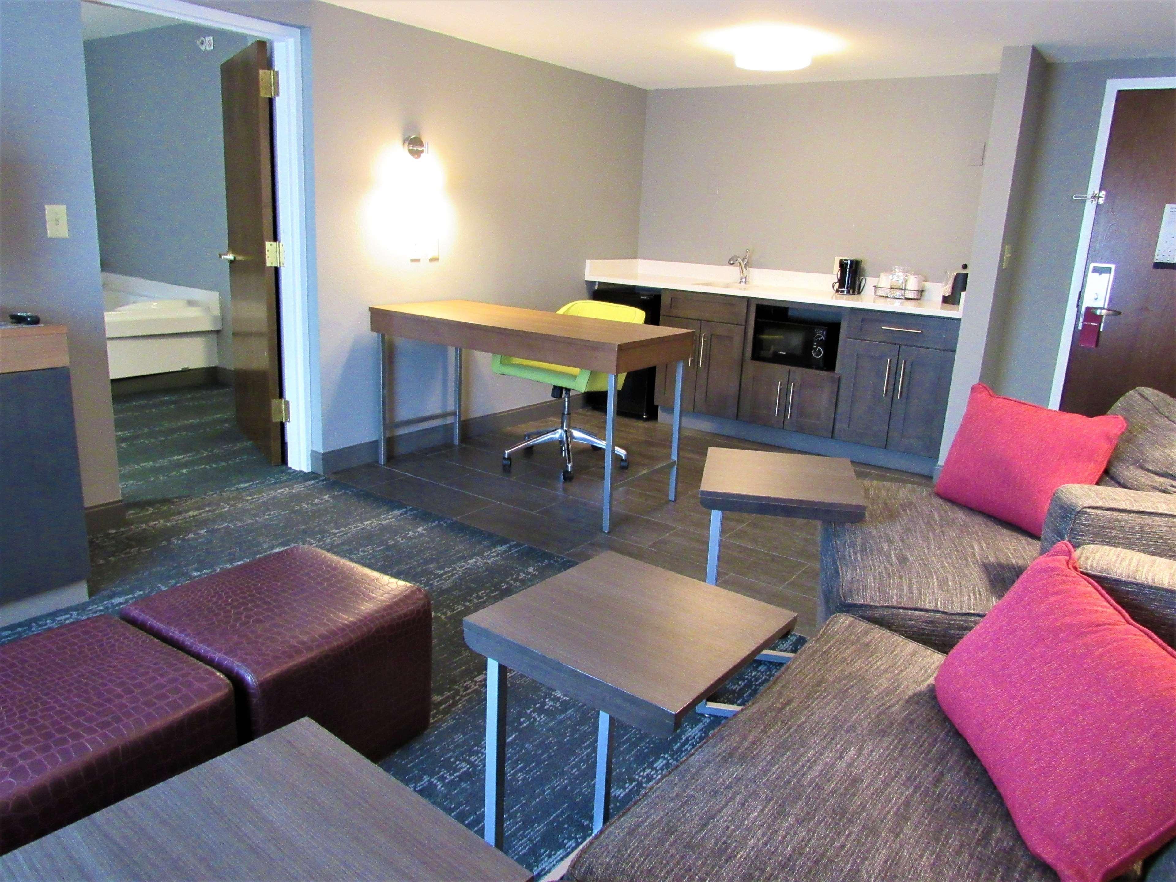 Hampton Inn & Suites Newtown Yardley Eksteriør bilde