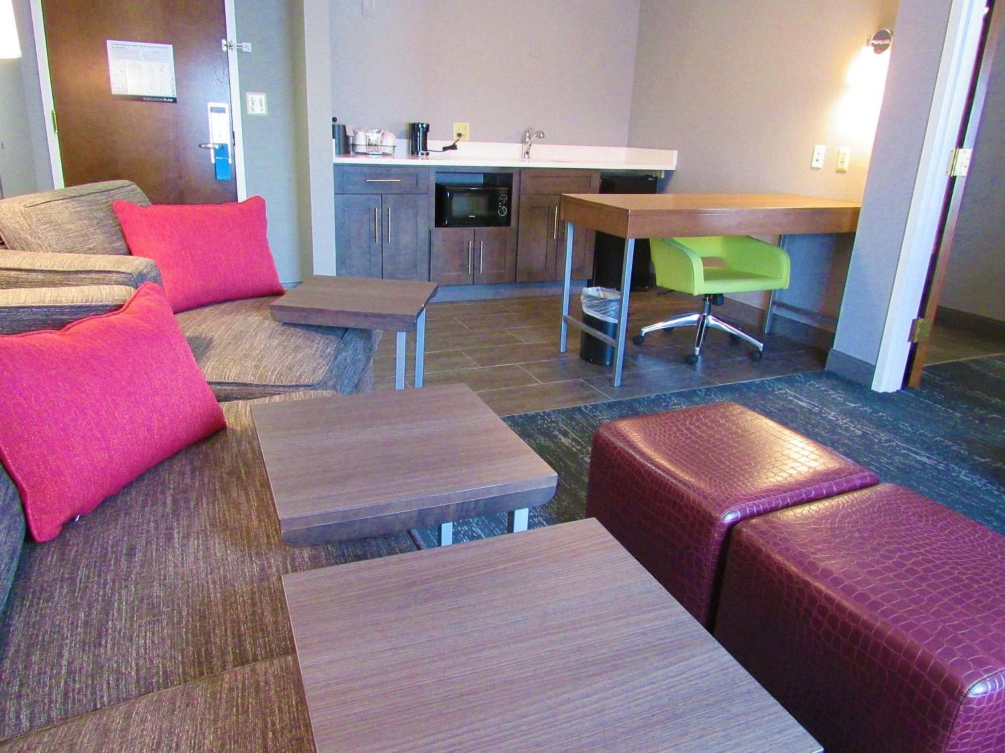 Hampton Inn & Suites Newtown Yardley Eksteriør bilde