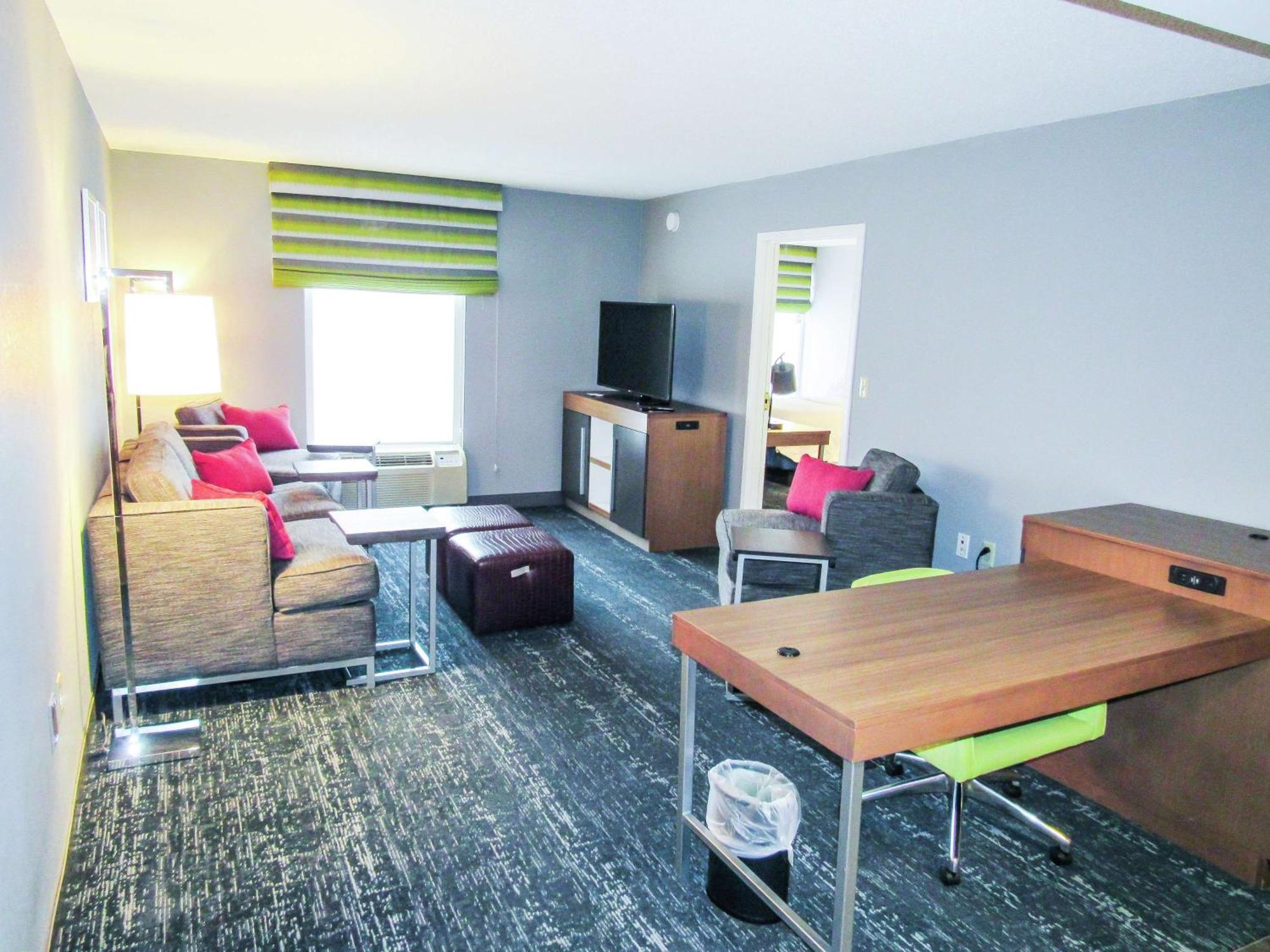Hampton Inn & Suites Newtown Yardley Eksteriør bilde