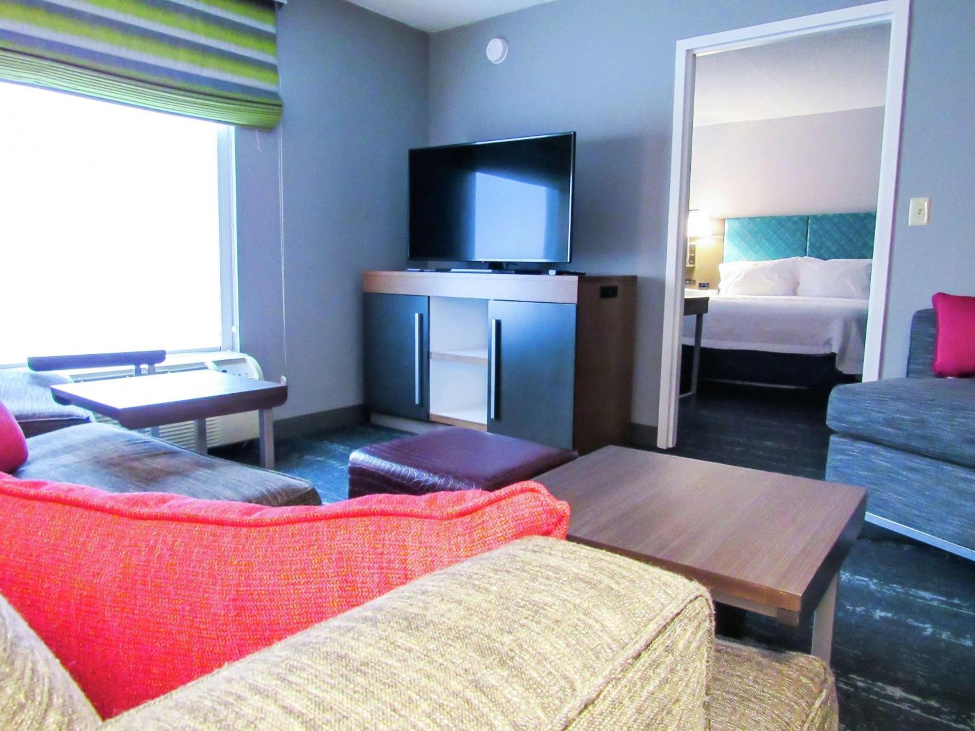 Hampton Inn & Suites Newtown Yardley Eksteriør bilde