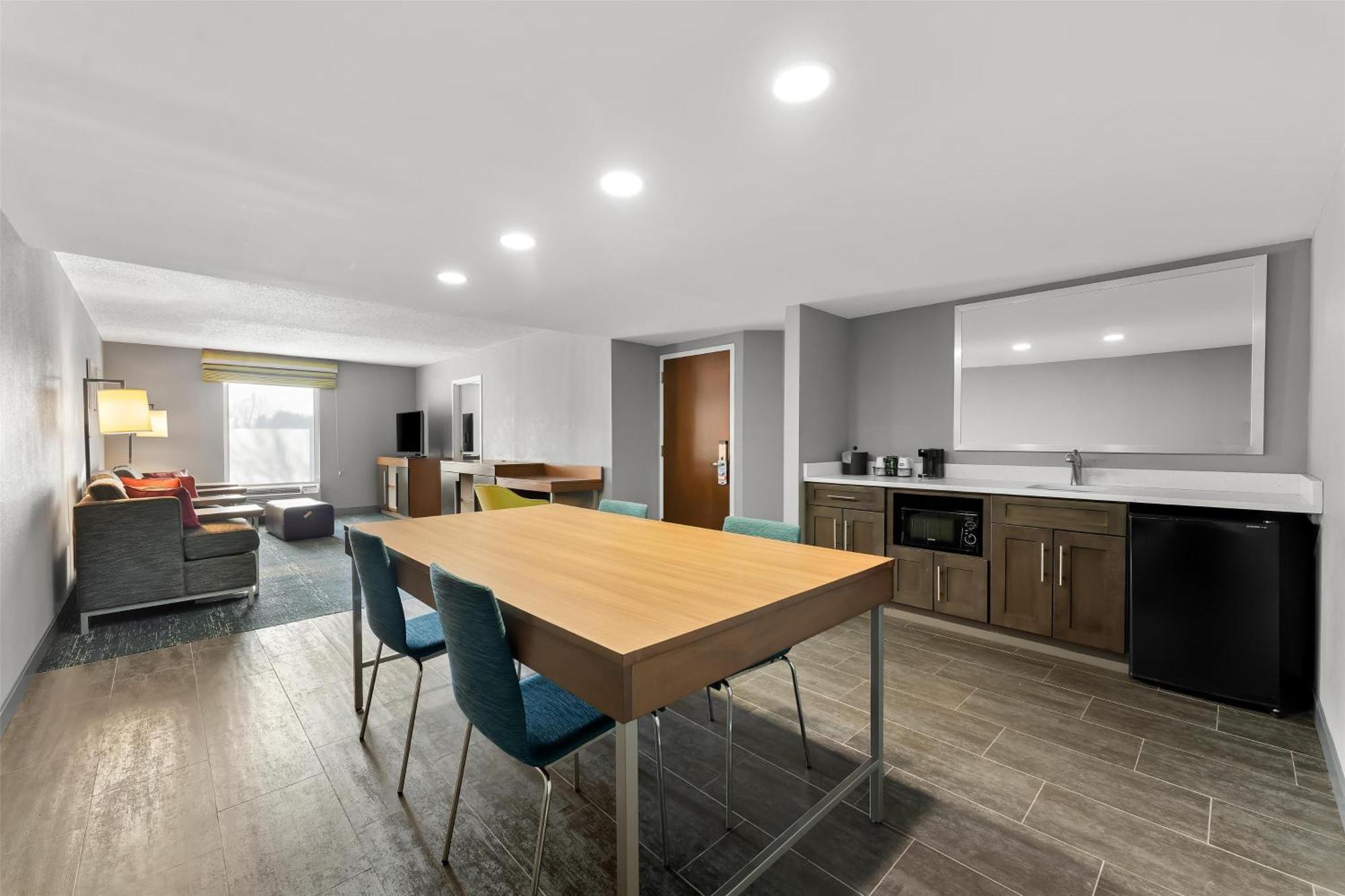 Hampton Inn & Suites Newtown Yardley Eksteriør bilde