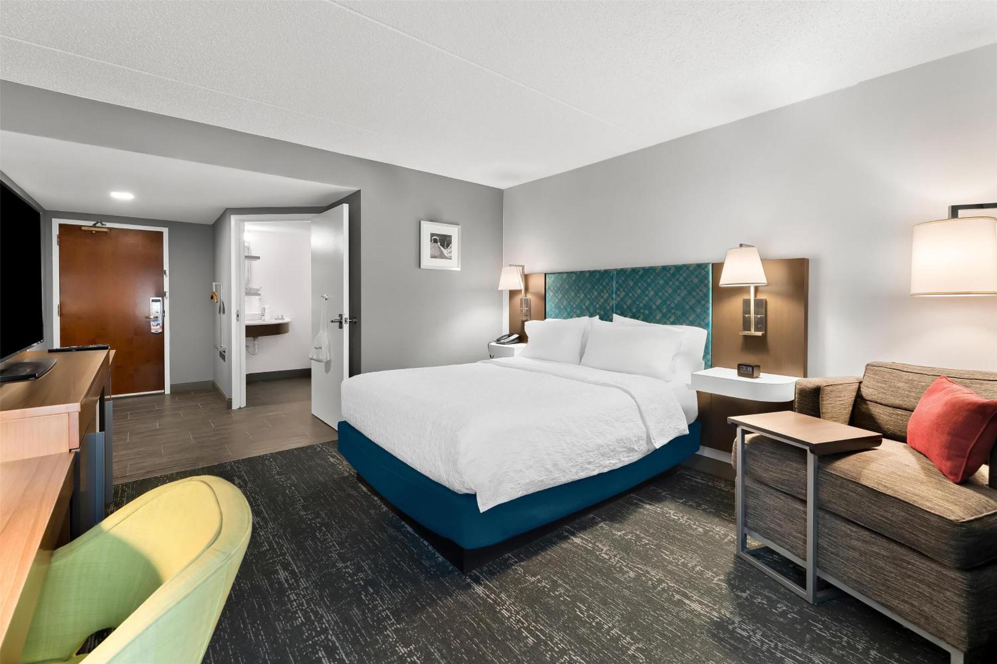 Hampton Inn & Suites Newtown Yardley Eksteriør bilde