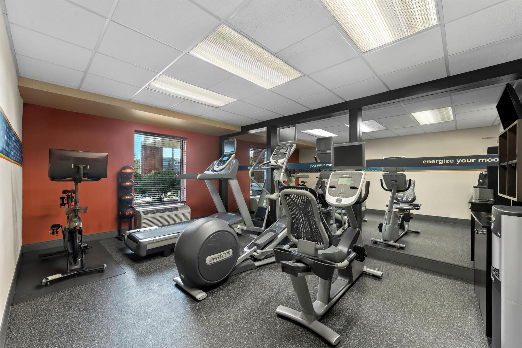 Hampton Inn & Suites Newtown Yardley Eksteriør bilde