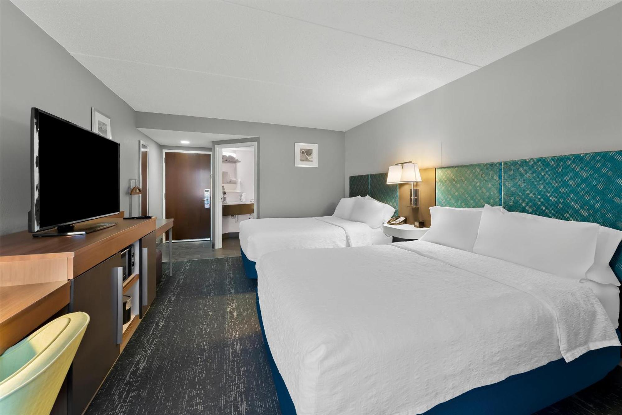 Hampton Inn & Suites Newtown Yardley Eksteriør bilde