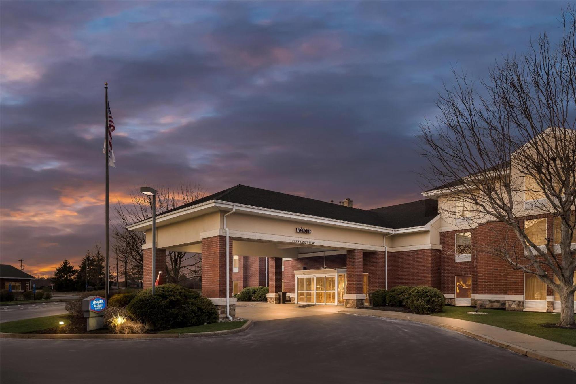 Hampton Inn & Suites Newtown Yardley Eksteriør bilde
